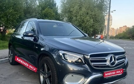 Mercedes-Benz GLC, 2015 год, 3 300 000 рублей, 1 фотография