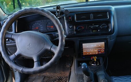 Mitsubishi L200 III рестайлинг, 2005 год, 660 000 рублей, 1 фотография