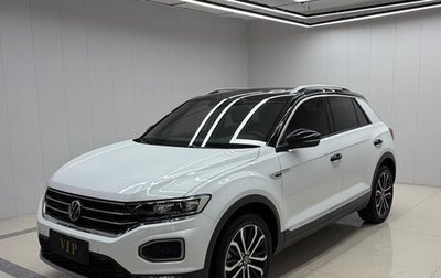 Volkswagen T-Roc I, 2022 год, 2 070 000 рублей, 1 фотография