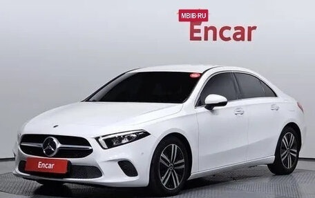 Mercedes-Benz A-Класс, 2022 год, 1 870 000 рублей, 1 фотография