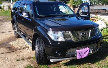 Nissan Navara (Frontier), 2008 год, 1 990 000 рублей, 15 фотография
