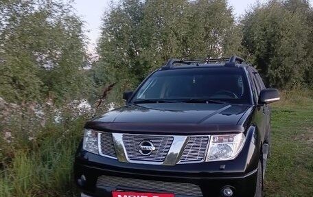 Nissan Navara (Frontier), 2008 год, 1 990 000 рублей, 23 фотография