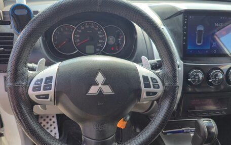 Mitsubishi Pajero Sport II рестайлинг, 2011 год, 1 790 000 рублей, 21 фотография