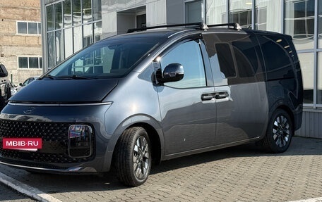 Hyundai Staria, 2021 год, 4 650 000 рублей, 3 фотография