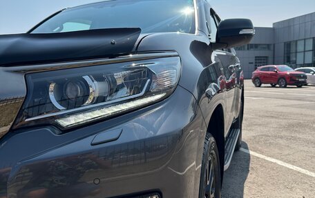 Toyota Land Cruiser Prado 150 рестайлинг 2, 2021 год, 6 250 000 рублей, 8 фотография