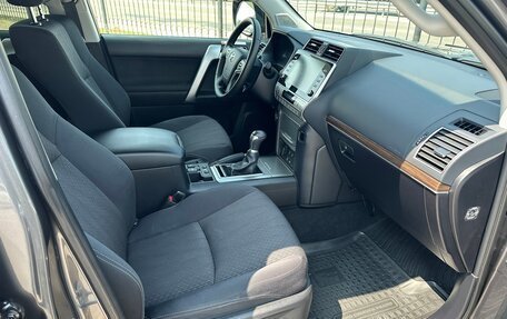 Toyota Land Cruiser Prado 150 рестайлинг 2, 2021 год, 6 250 000 рублей, 17 фотография