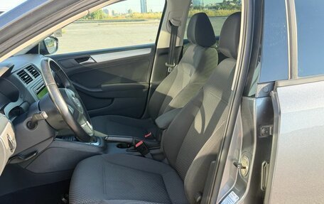 Volkswagen Jetta VI, 2012 год, 1 165 000 рублей, 23 фотография