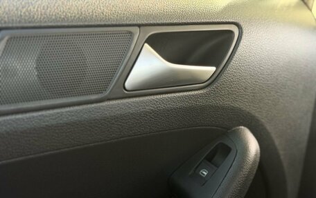 Volkswagen Jetta VI, 2012 год, 1 165 000 рублей, 27 фотография