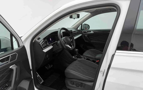 Volkswagen Tiguan II, 2022 год, 2 213 009 рублей, 8 фотография