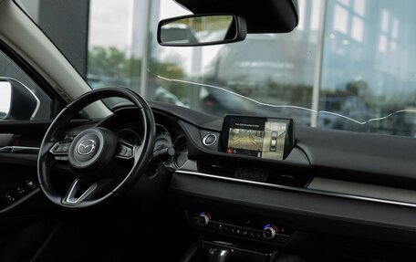 Mazda 6, 2022 год, 2 800 000 рублей, 10 фотография