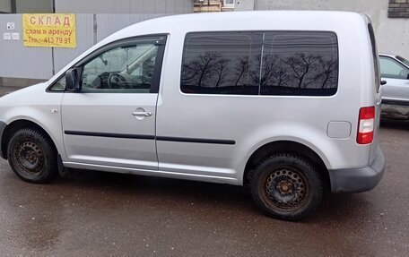 Volkswagen Caddy III рестайлинг, 2005 год, 620 000 рублей, 3 фотография