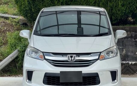 Honda Freed I, 2016 год, 852 000 рублей, 8 фотография