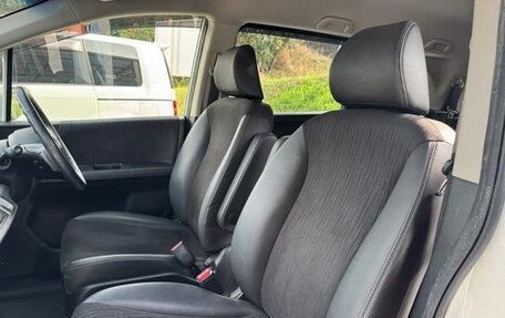 Honda Freed I, 2016 год, 852 000 рублей, 18 фотография