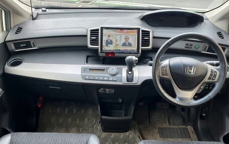Honda Freed I, 2016 год, 844 000 рублей, 7 фотография