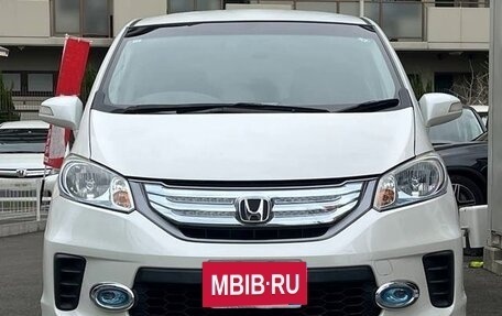 Honda Freed I, 2016 год, 844 000 рублей, 2 фотография