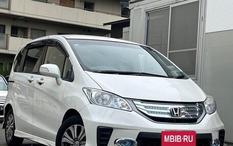 Honda Freed I, 2016 год, 844 000 рублей, 3 фотография