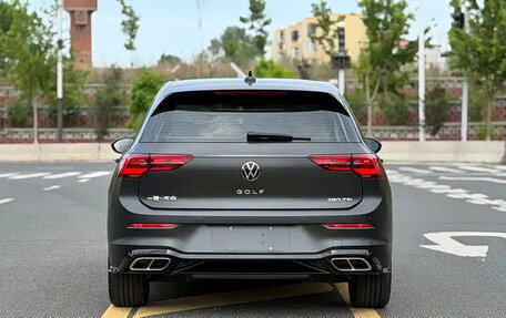 Volkswagen Golf VIII, 2023 год, 1 600 666 рублей, 5 фотография