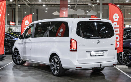 Mercedes-Benz V-Класс, 2015 год, 3 999 700 рублей, 9 фотография