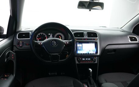 Volkswagen Polo VI (EU Market), 2016 год, 1 139 444 рублей, 6 фотография