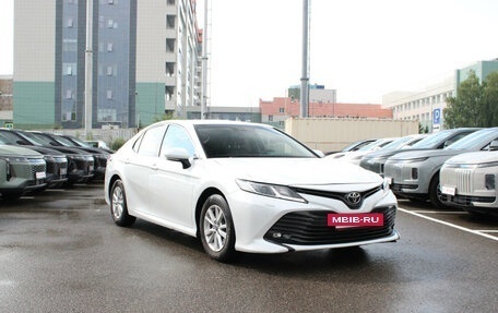 Toyota Camry, 2018 год, 2 480 000 рублей, 3 фотография