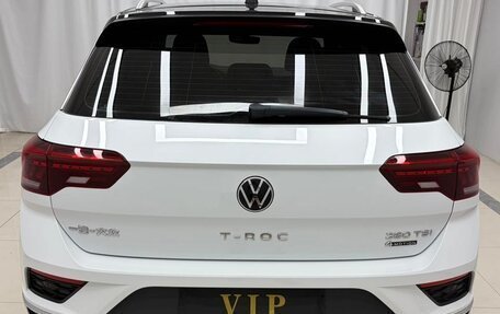 Volkswagen T-Roc I, 2022 год, 2 070 000 рублей, 5 фотография