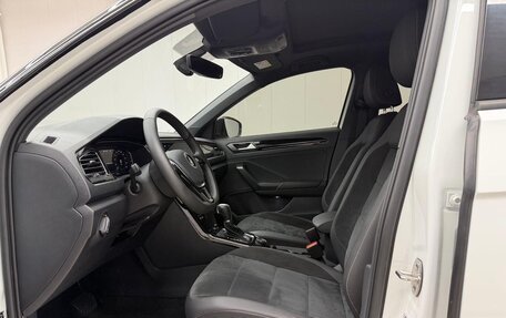 Volkswagen T-Roc I, 2022 год, 2 070 000 рублей, 9 фотография