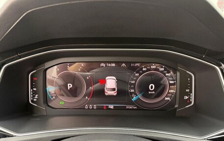 Volkswagen T-Roc I, 2022 год, 2 070 000 рублей, 14 фотография