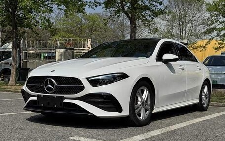 Mercedes-Benz A-Класс, 2023 год, 1 716 009 рублей, 3 фотография