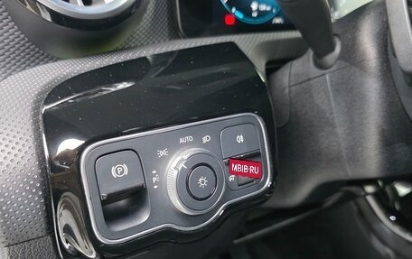 Mercedes-Benz A-Класс, 2022 год, 1 870 000 рублей, 15 фотография