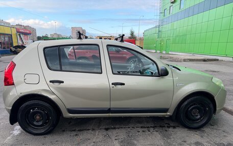 Renault Sandero I, 2012 год, 260 000 рублей, 2 фотография