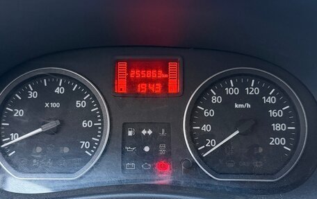 Renault Sandero I, 2012 год, 260 000 рублей, 17 фотография