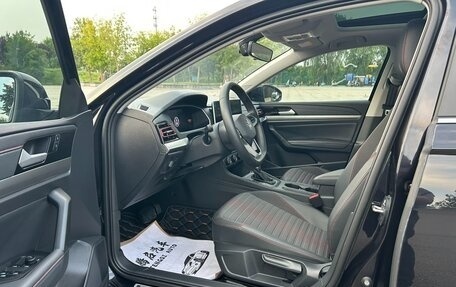 Volkswagen Lavida, 2022 год, 1 600 000 рублей, 13 фотография