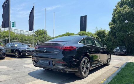 Mercedes-Benz EQE, 2025 год, 5 900 000 рублей, 2 фотография