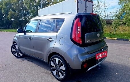 KIA Soul II рестайлинг, 2018 год, 1 725 000 рублей, 5 фотография