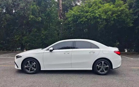 Mercedes-Benz A-Класс, 2022 год, 1 485 500 рублей, 5 фотография
