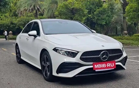 Mercedes-Benz A-Класс, 2022 год, 1 485 500 рублей, 3 фотография