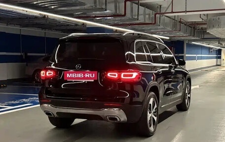 Mercedes-Benz GLB, 2023 год, 2 070 500 рублей, 4 фотография