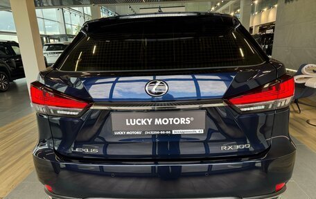 Lexus RX IV рестайлинг, 2020 год, 4 695 000 рублей, 5 фотография