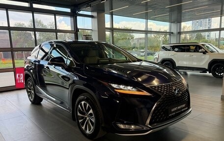 Lexus RX IV рестайлинг, 2020 год, 4 695 000 рублей, 3 фотография