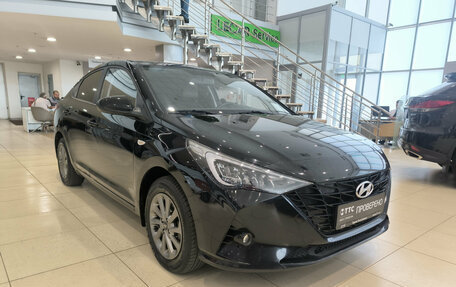 Hyundai Solaris II рестайлинг, 2022 год, 1 450 000 рублей, 3 фотография