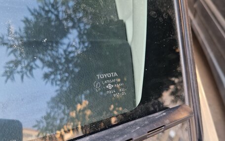 Toyota Opa I рестайлинг, 2001 год, 590 000 рублей, 7 фотография