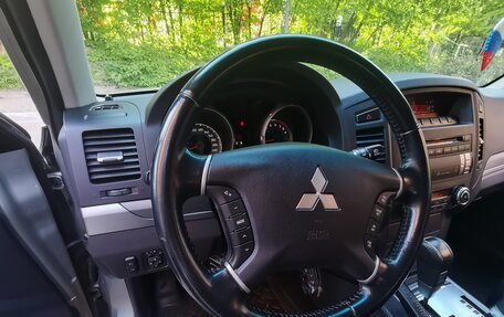 Mitsubishi Pajero IV, 2013 год, 2 490 000 рублей, 12 фотография