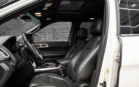 Ford Explorer VI, 2012 год, 1 850 000 рублей, 11 фотография