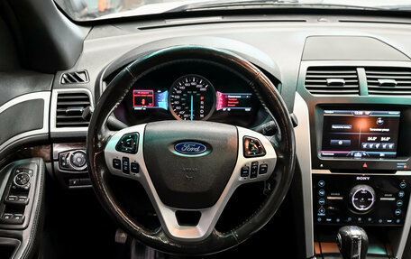 Ford Explorer VI, 2012 год, 1 850 000 рублей, 16 фотография