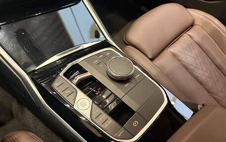 BMW 3 серия, 2024 год, 3 775 000 рублей, 12 фотография