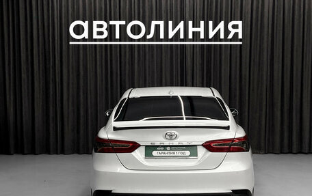 Toyota Camry, 2018 год, 2 450 000 рублей, 5 фотография