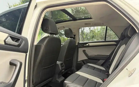 Volkswagen T-Roc I, 2023 год, 1 430 500 рублей, 14 фотография
