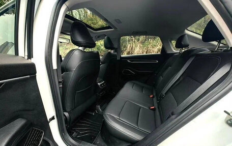 Geely Emgrand, 2022 год, 1 370 000 рублей, 8 фотография