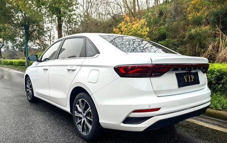 Geely Emgrand, 2022 год, 1 370 000 рублей, 4 фотография