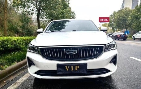 Geely Emgrand, 2022 год, 1 370 000 рублей, 2 фотография